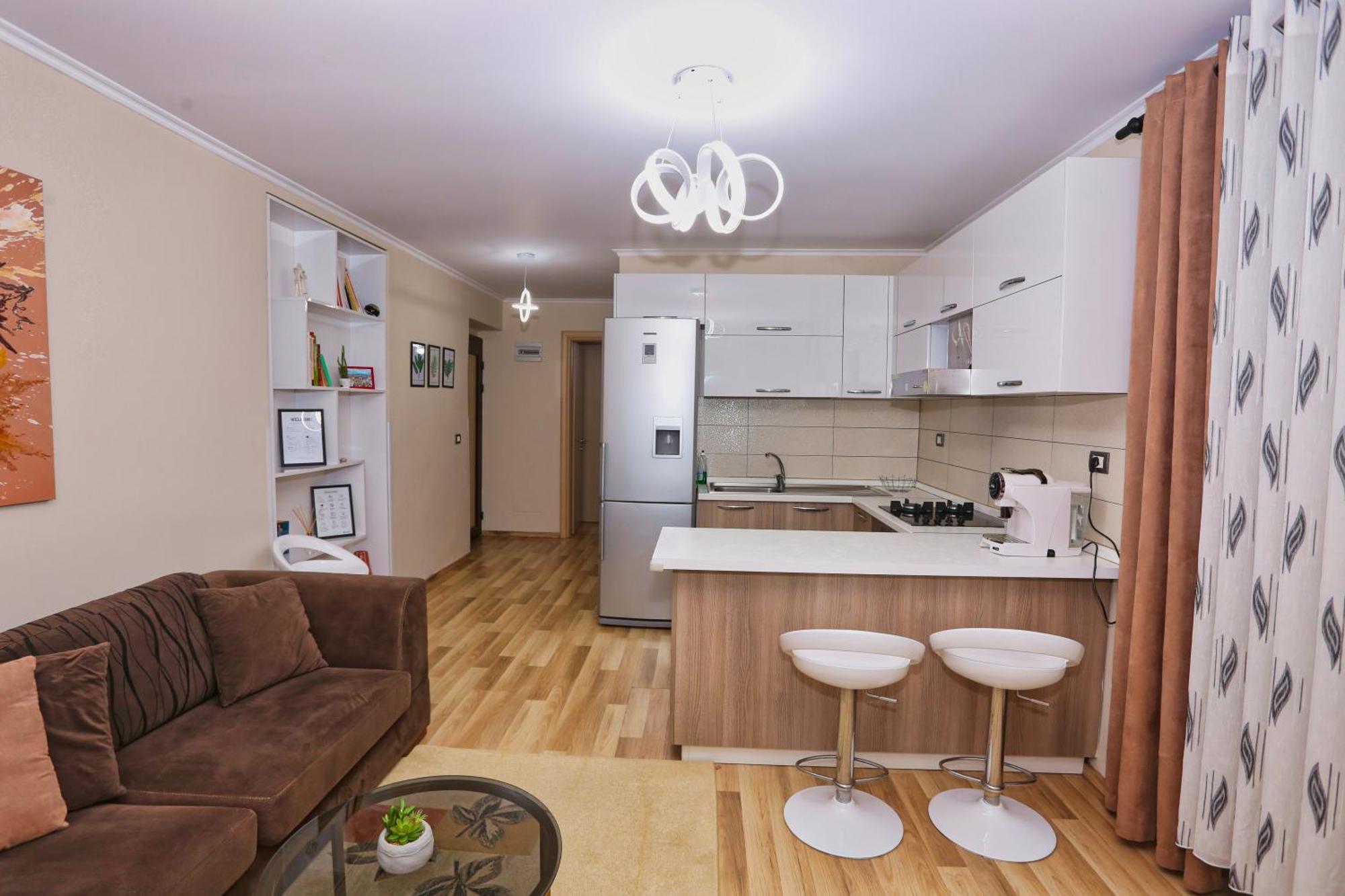 R&B City Center Apartment Tirana Buitenkant foto