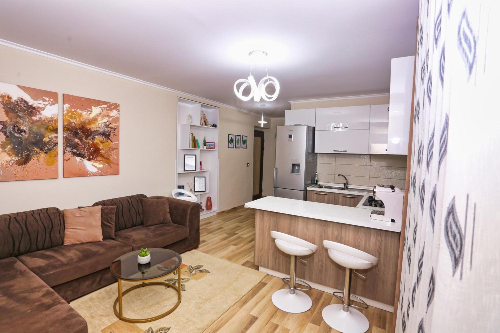R&B City Center Apartment Tirana Buitenkant foto