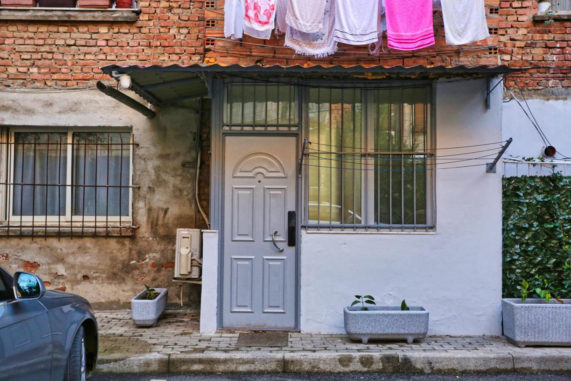 R&B City Center Apartment Tirana Buitenkant foto